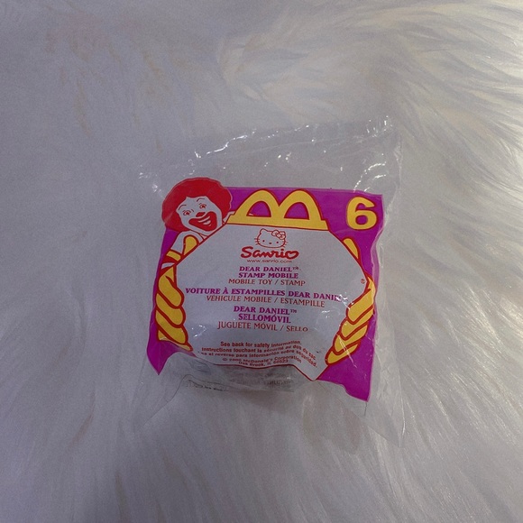 Brand NEW Vintage 2000s McDonald's x Sanrio Happy Meal Toy #6 Dear Daniel - Picture 2 of 5